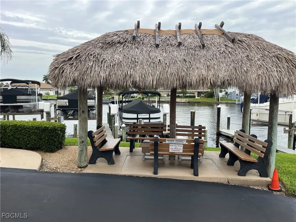 4002 SE 20th Place Cape Coral FL 33904