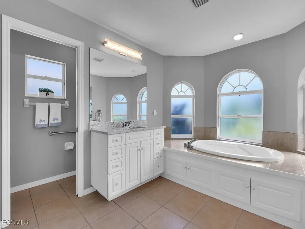 1506 NW 26th Place Cape Coral FL 33993