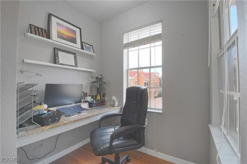 1807 Concordia Lake Circle Cape Coral FL 33909