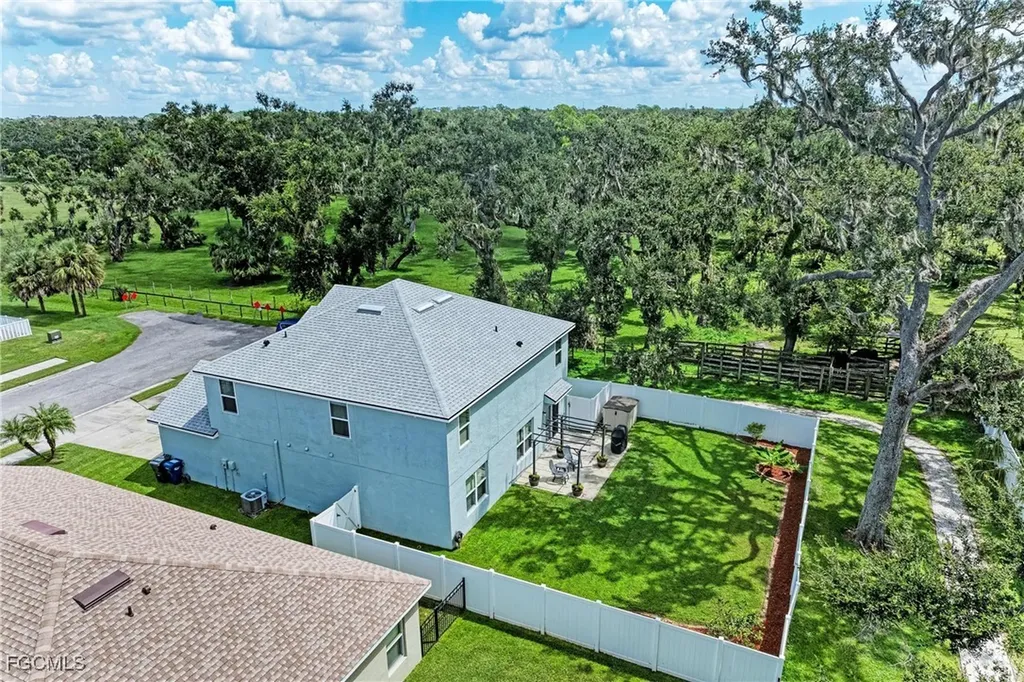 5809 71st Street E Palmetto FL 34221