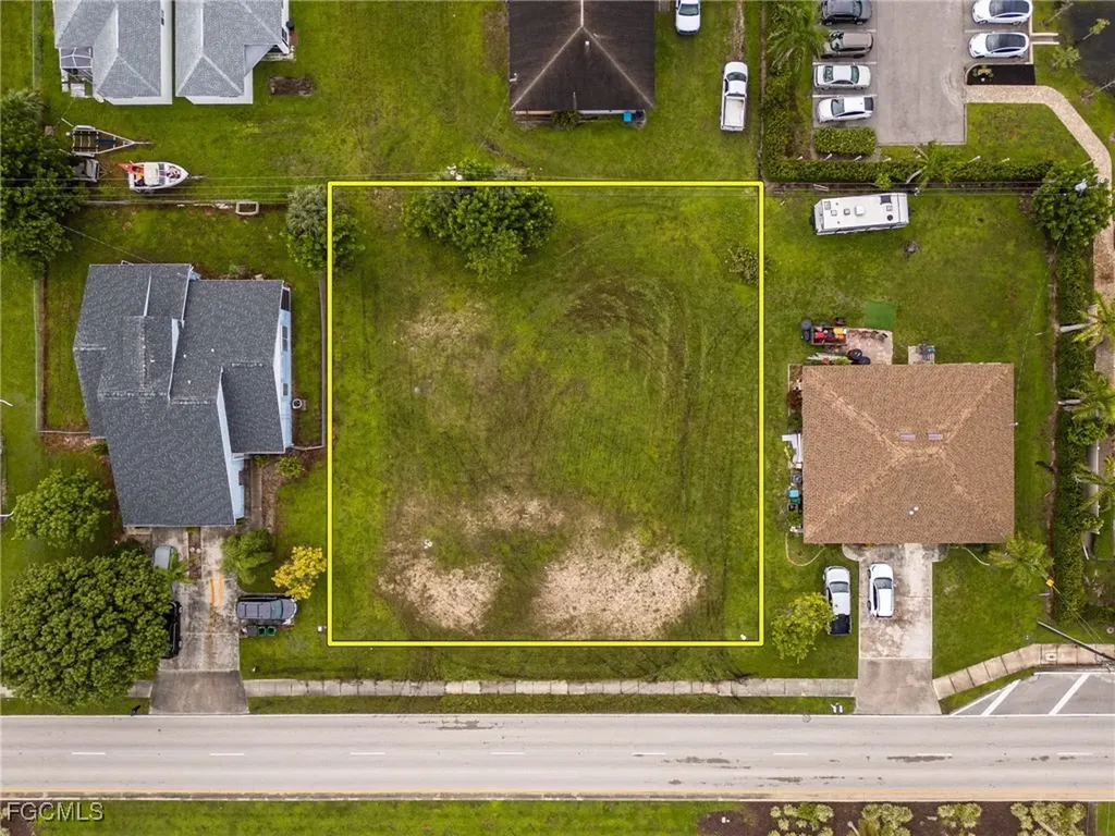 1109 Country Club Boulevard Cape Coral FL 33990