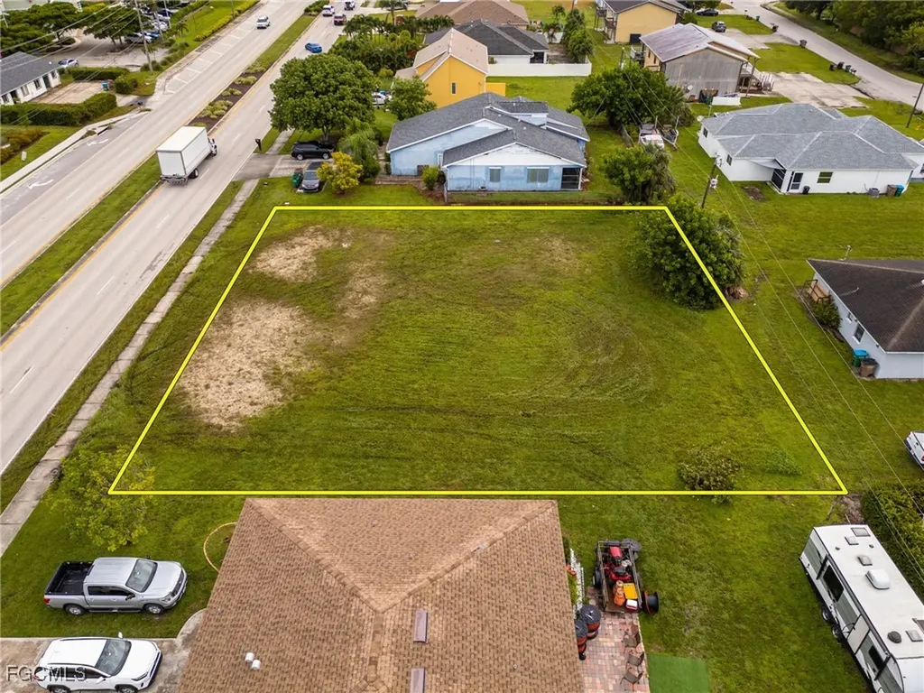 1109 Country Club Boulevard Cape Coral FL 33990