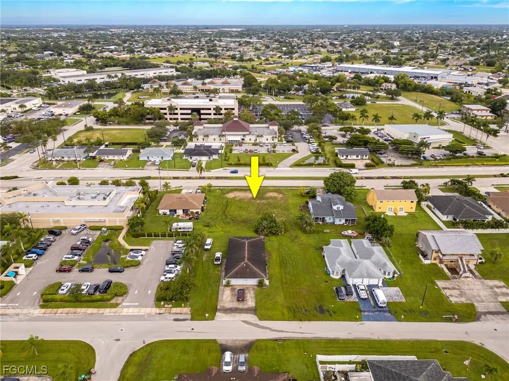 1109 Country Club Boulevard Cape Coral FL 33990