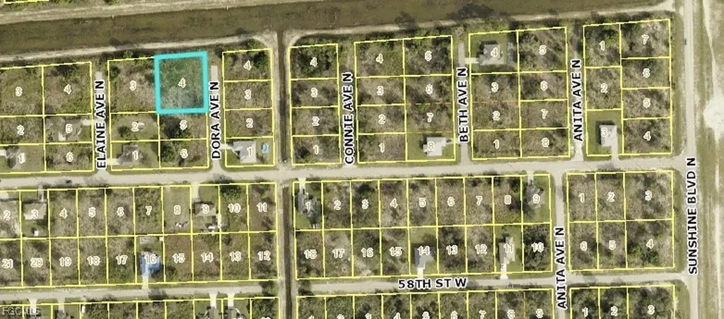 5905 Dora Avenue N Lehigh Acres FL 33971