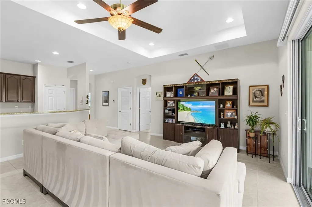 2439 Ashbury Circle Cape Coral FL 33991