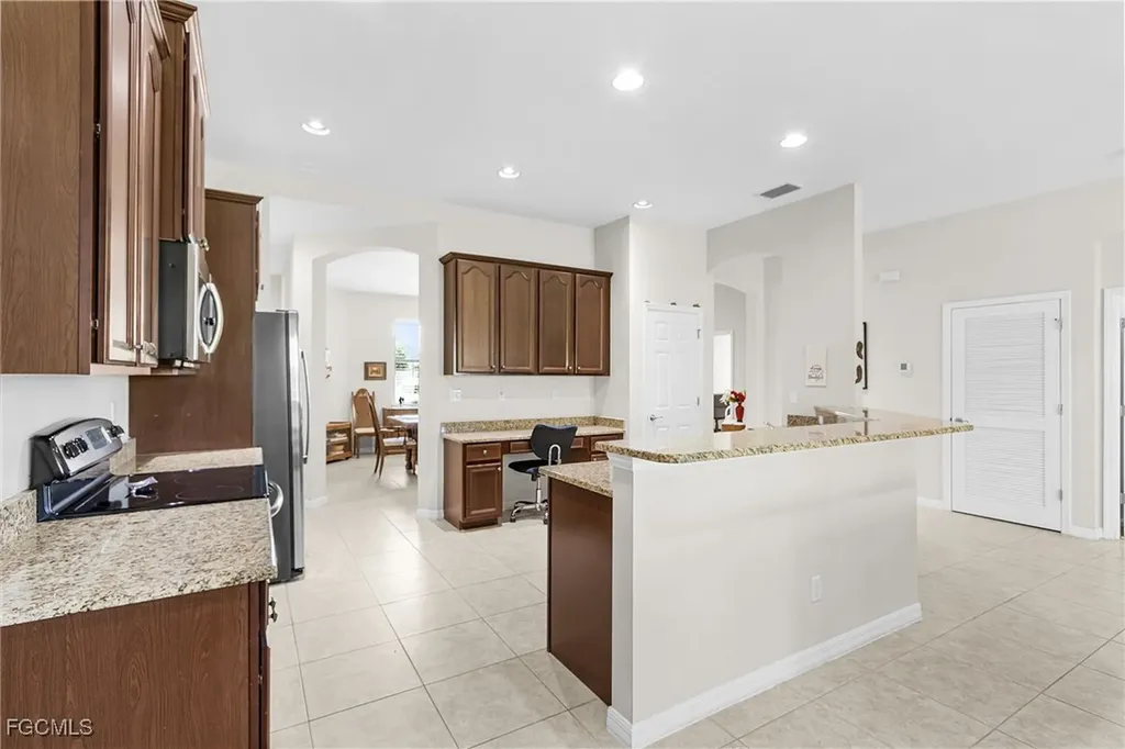 2439 Ashbury Circle Cape Coral FL 33991