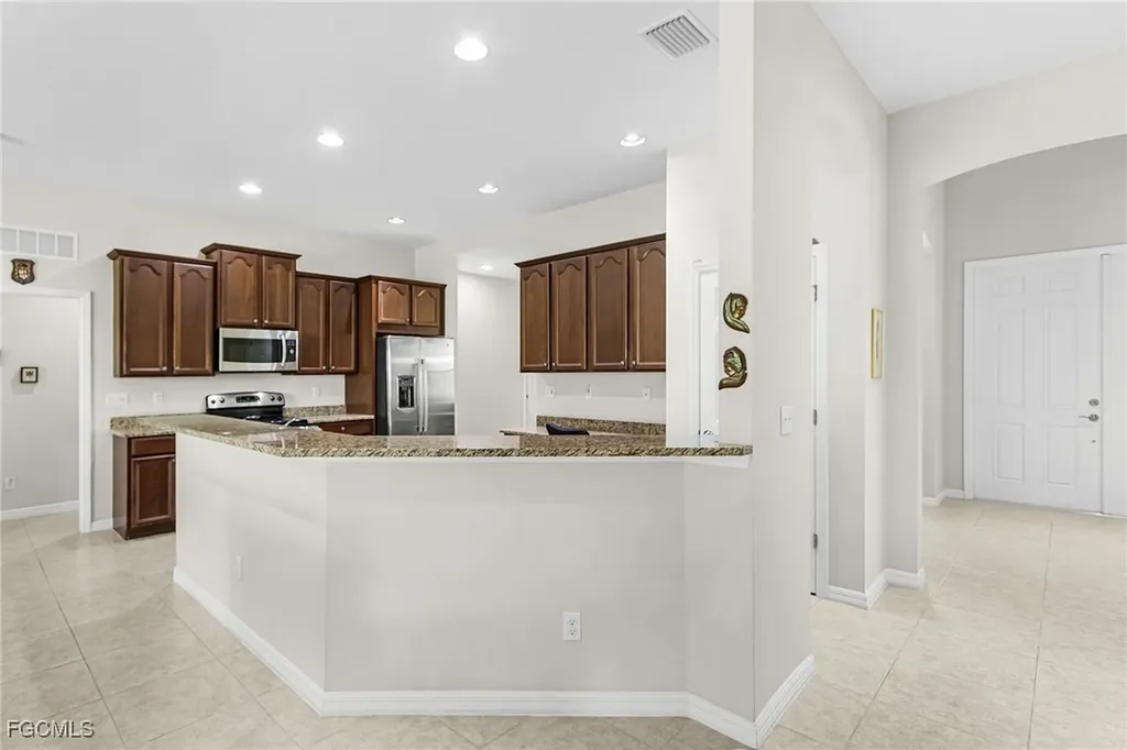 2439 Ashbury Circle Cape Coral FL 33991