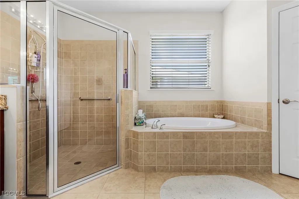 2439 Ashbury Circle Cape Coral FL 33991