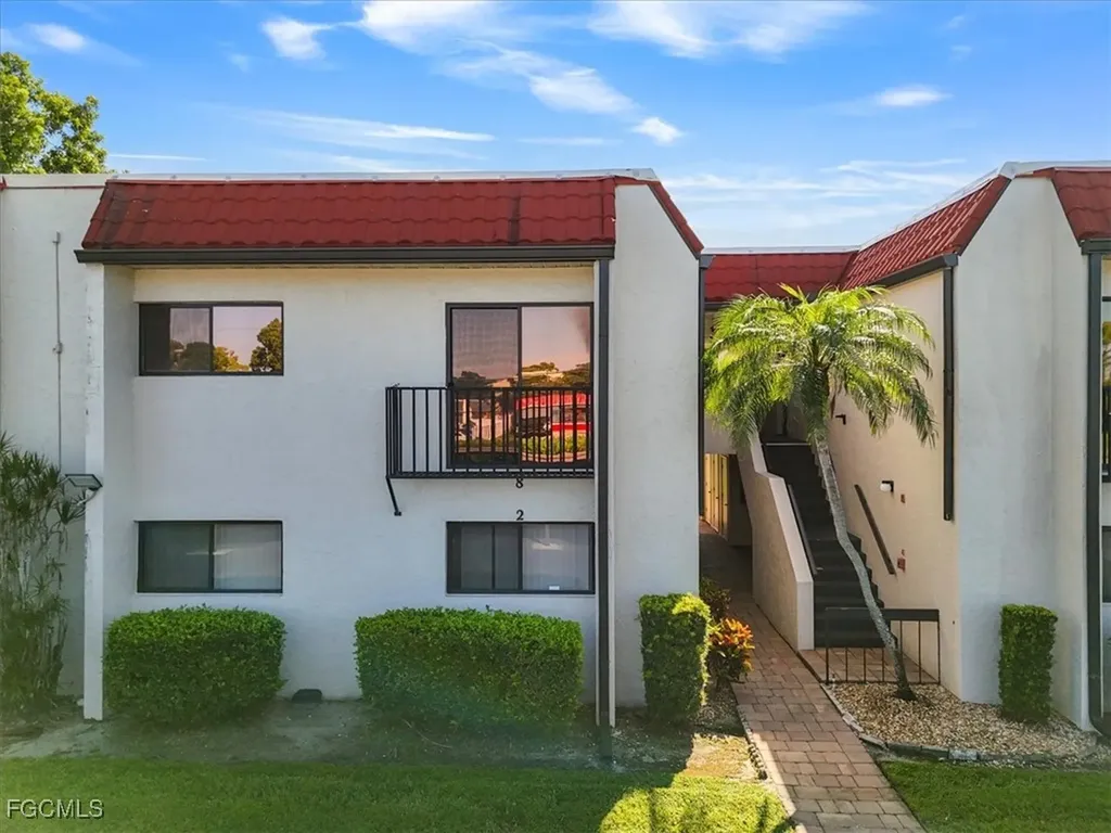 4728 Orange Grove Boulevard North Fort Myers FL 33903