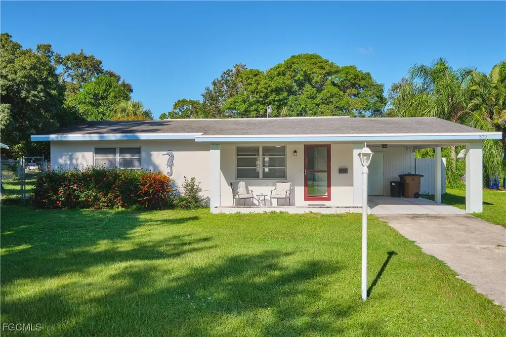 372 Altamont Avenue Fort Myers FL 33905