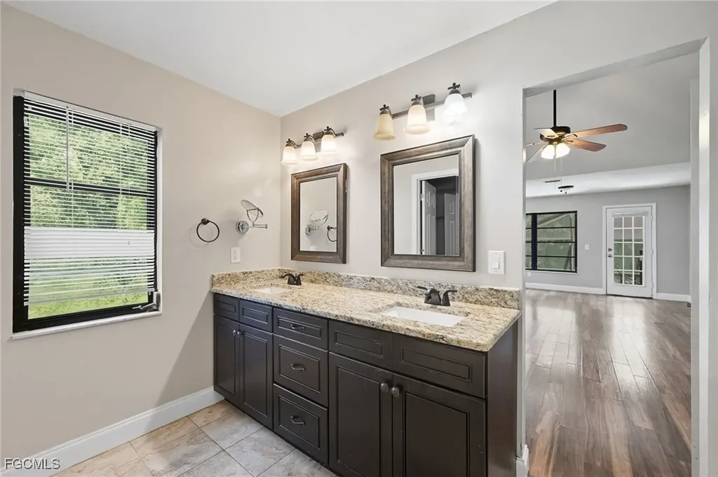 1576 Beechwood Trail Fort Myers FL 33919