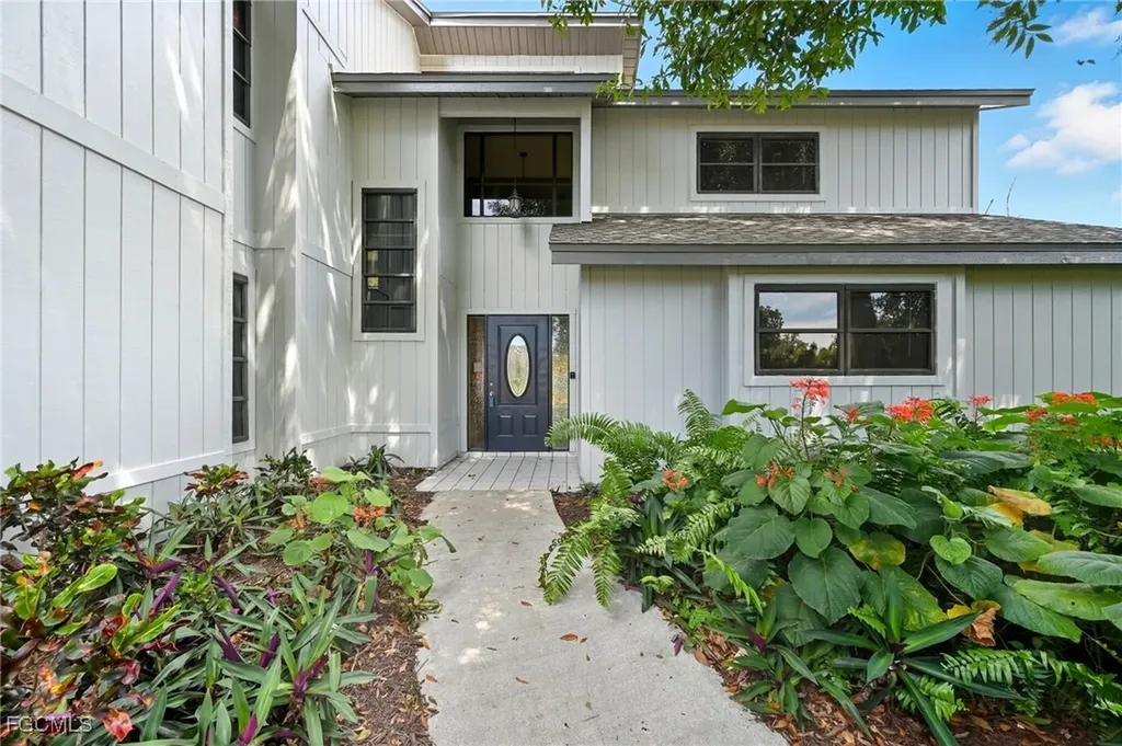 1576 Beechwood Trail Fort Myers FL 33919