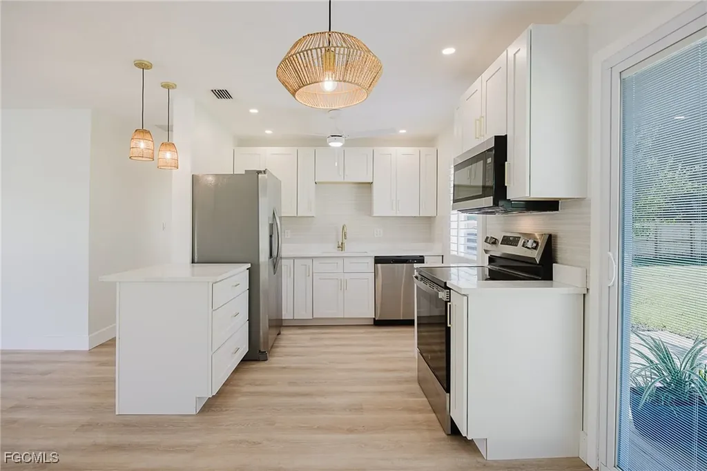 213 W Mckenzie Street Punta Gorda FL 33950