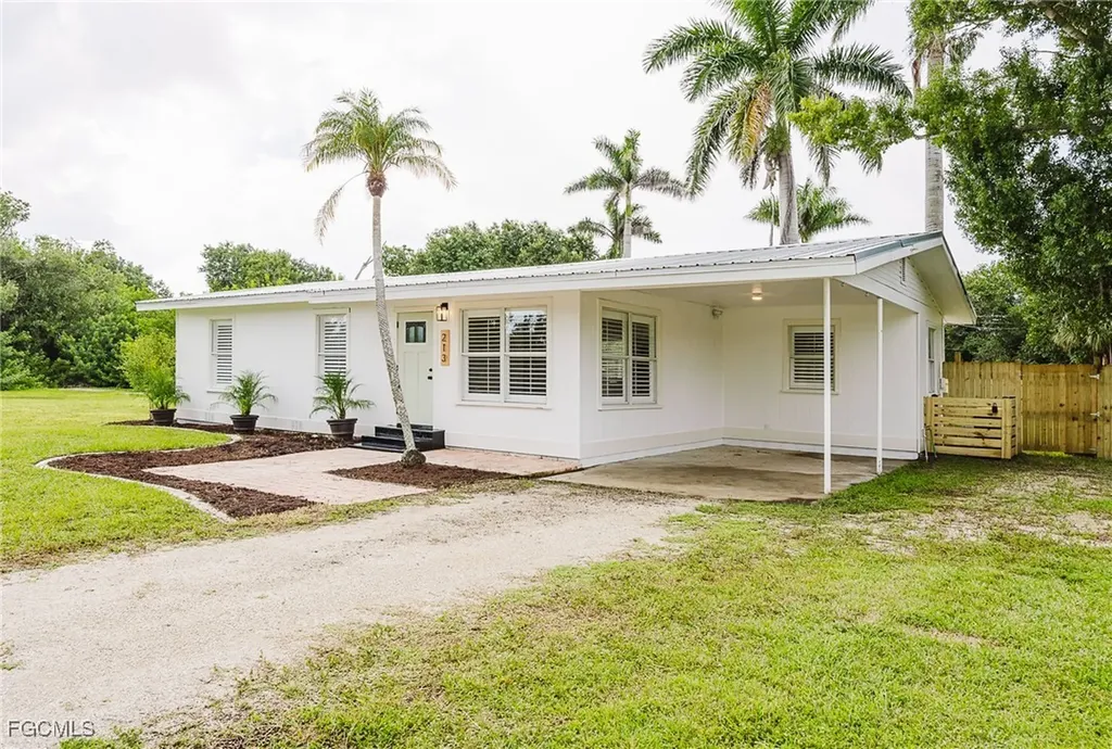 213 W Mckenzie Street Punta Gorda FL 33950