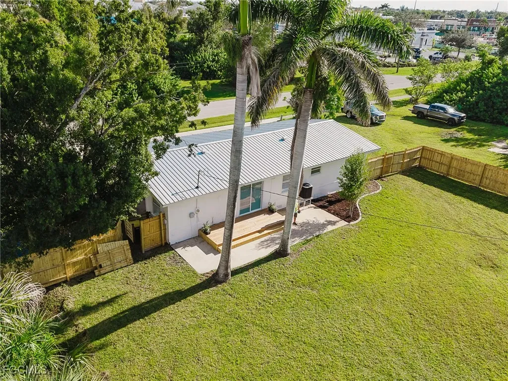 213 W Mckenzie Street Punta Gorda FL 33950