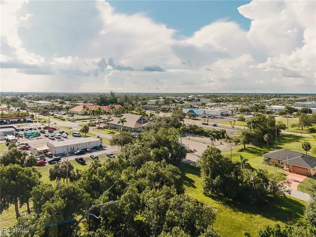 213 W Mckenzie Street Punta Gorda FL 33950