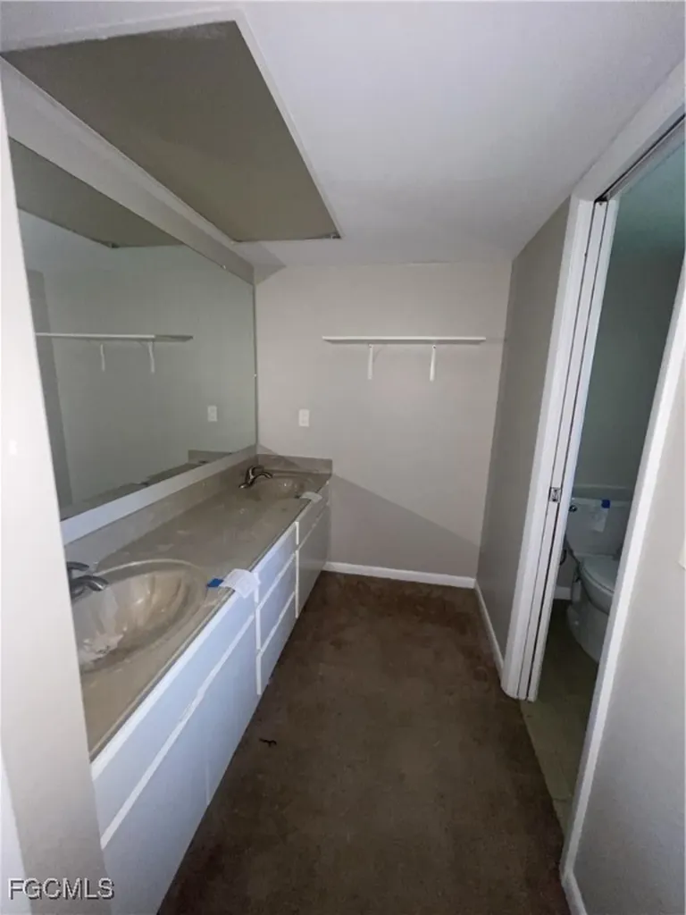 1518 SE 11th Avenue Cape Coral FL 33990