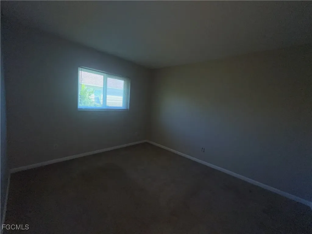 1518 SE 11th Avenue Cape Coral FL 33990