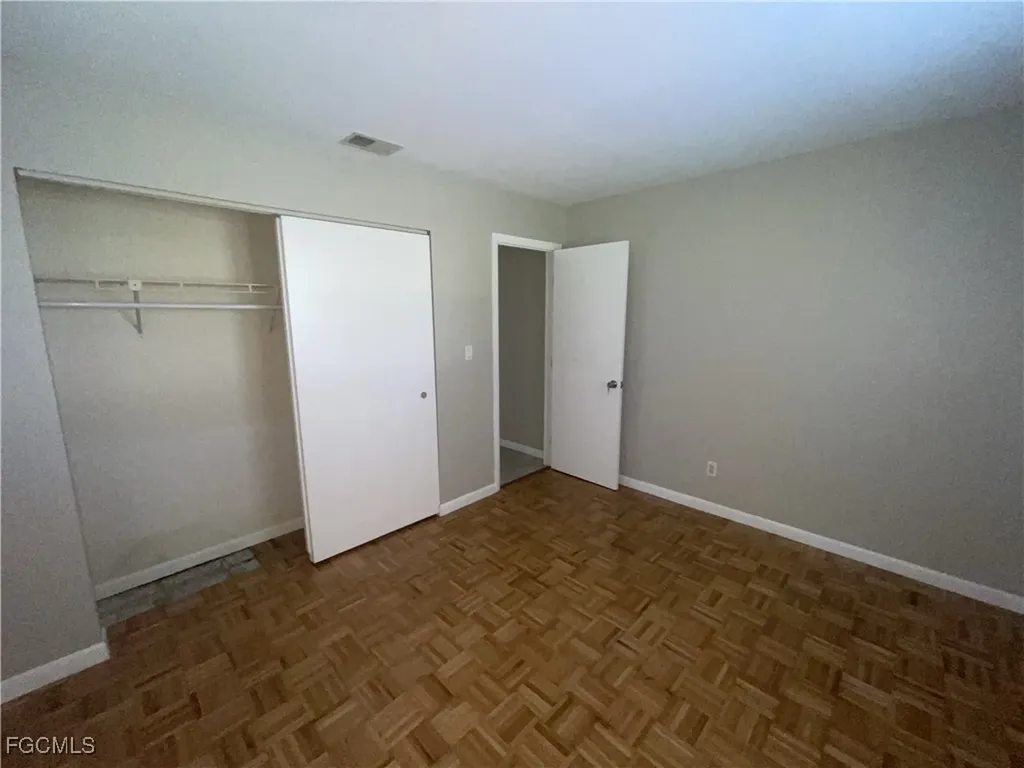 1518 SE 11th Avenue Cape Coral FL 33990