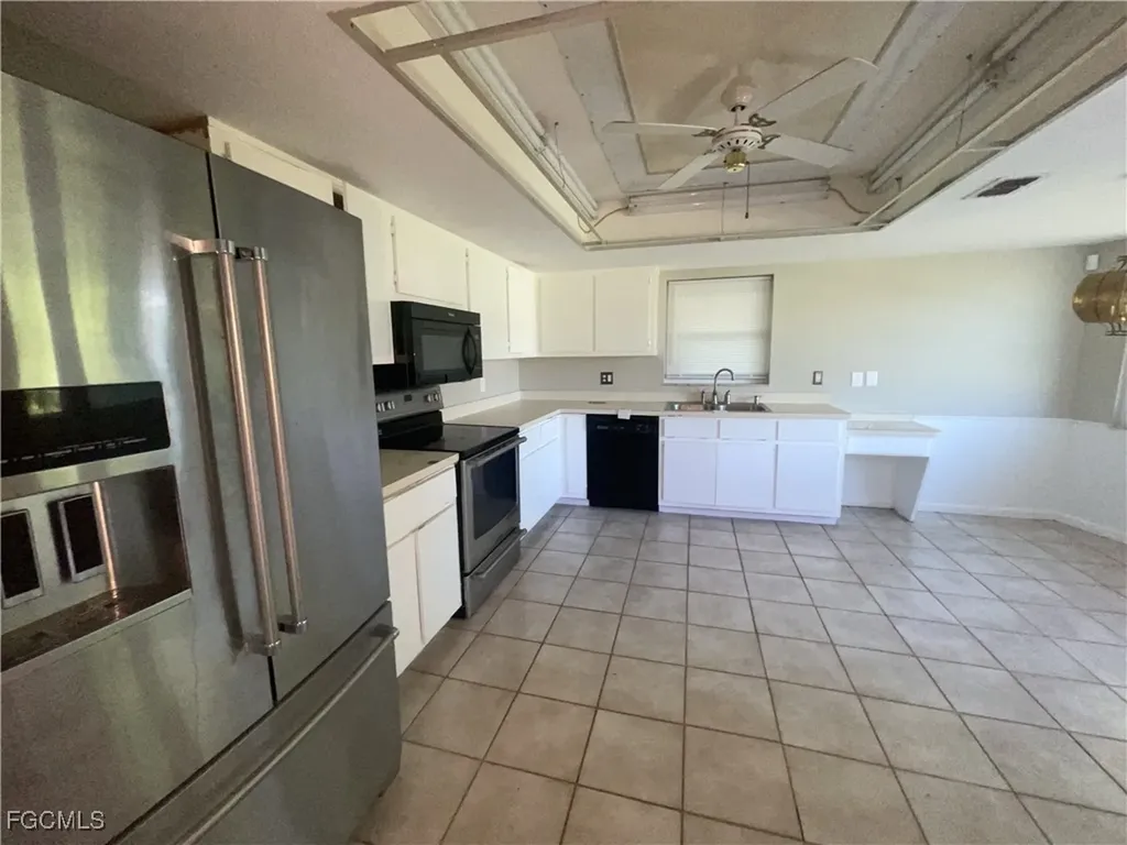 1518 SE 11th Avenue Cape Coral FL 33990