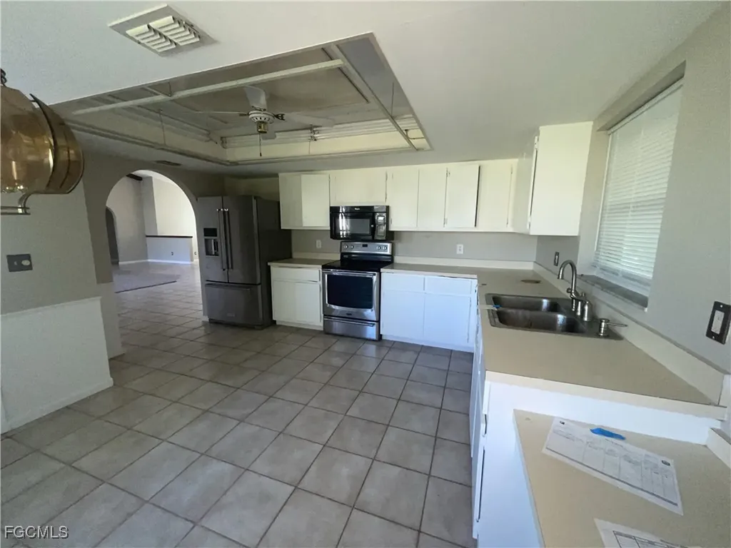 1518 SE 11th Avenue Cape Coral FL 33990