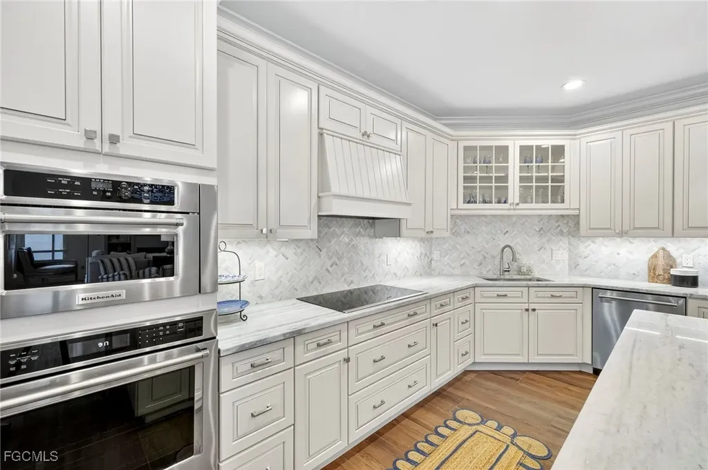2324 Starfish Lane Sanibel FL 33957