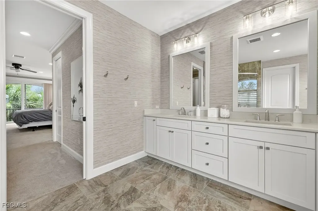 2324 Starfish Lane Sanibel FL 33957
