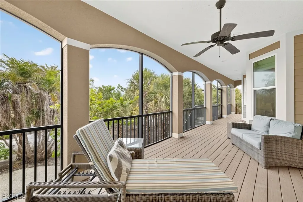 2324 Starfish Lane Sanibel FL 33957