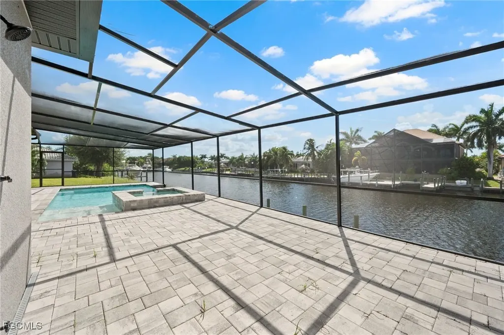 2532 SW 26th Place Cape Coral FL 33914