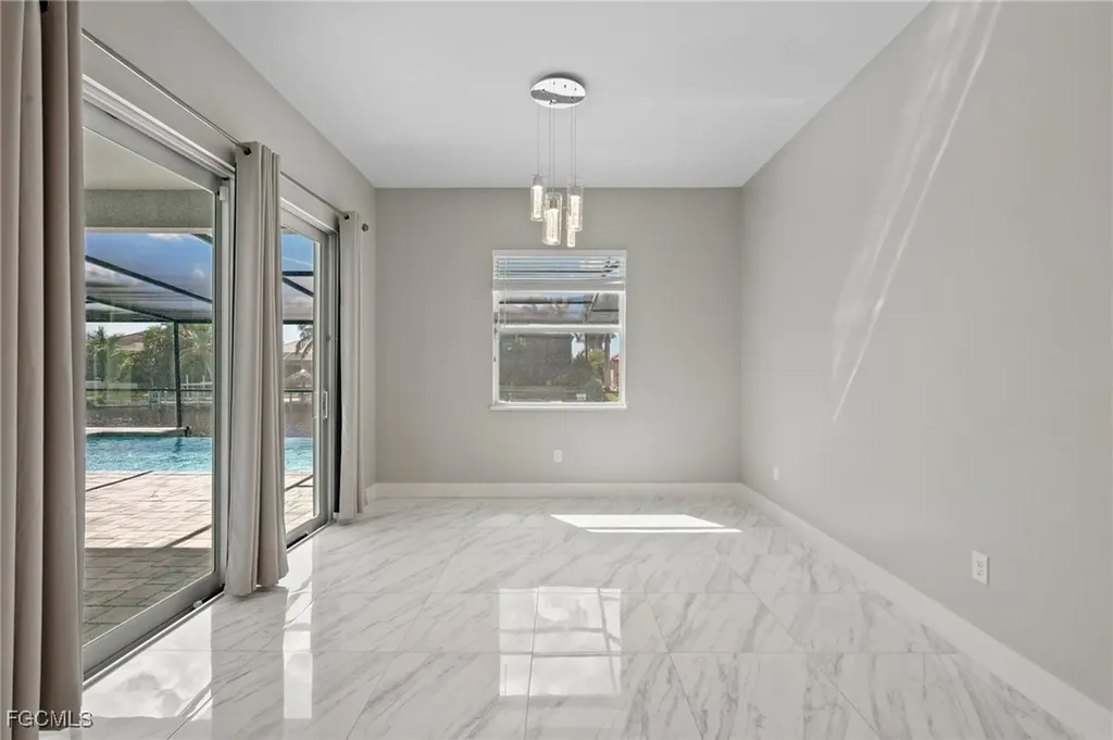 2532 SW 26th Place Cape Coral FL 33914