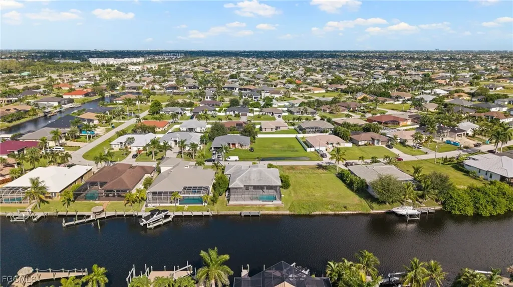 2532 SW 26th Place Cape Coral FL 33914