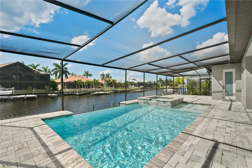 2532 SW 26th Place Cape Coral FL 33914