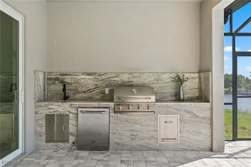 2532 SW 26th Place Cape Coral FL 33914