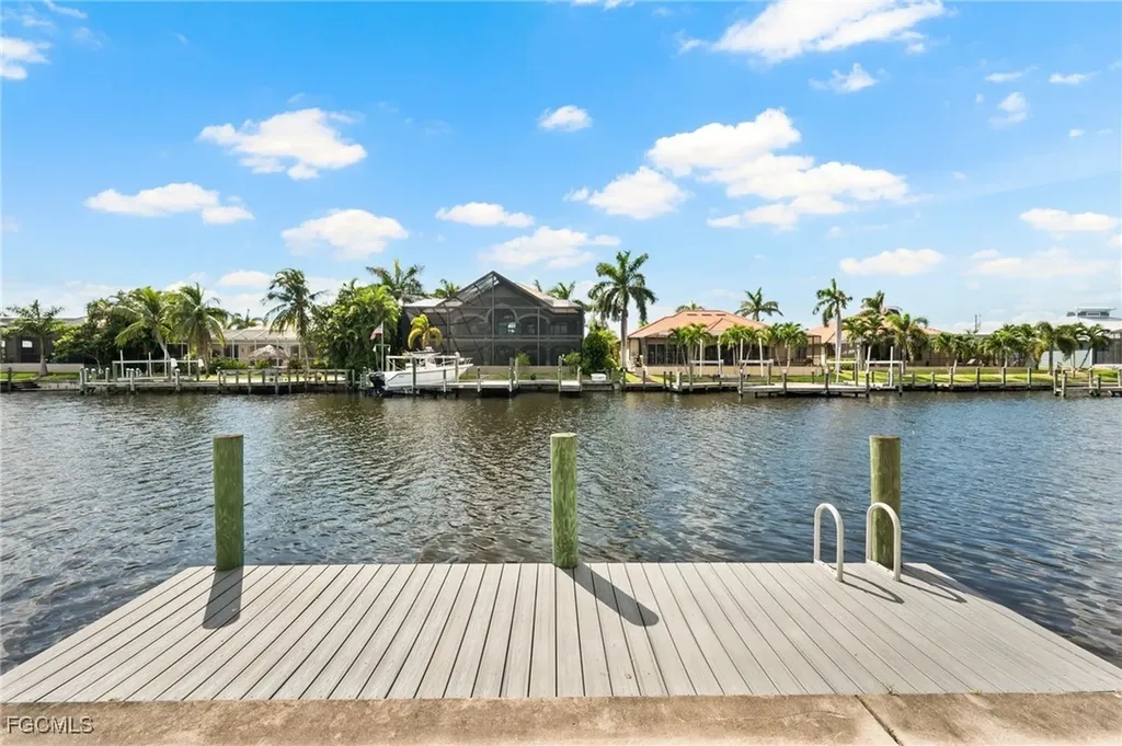 2532 SW 26th Place Cape Coral FL 33914