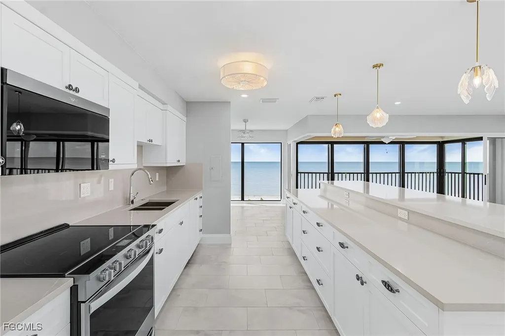 2721 W Gulf Drive Sanibel FL 33957