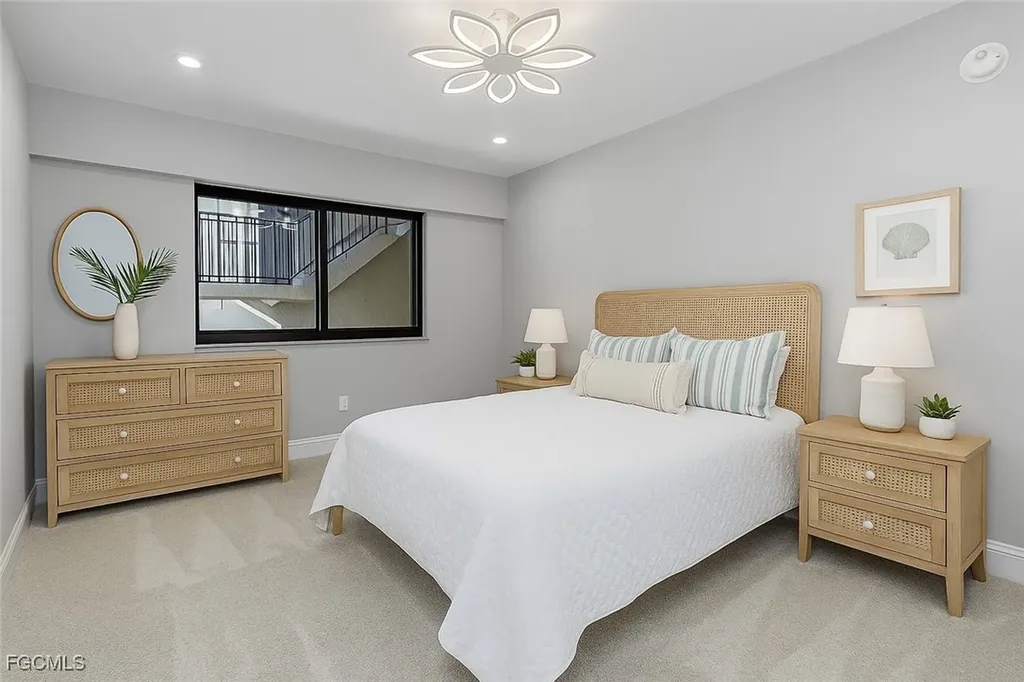 2721 W Gulf Drive Sanibel FL 33957