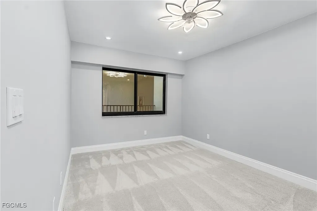 2721 W Gulf Drive Sanibel FL 33957