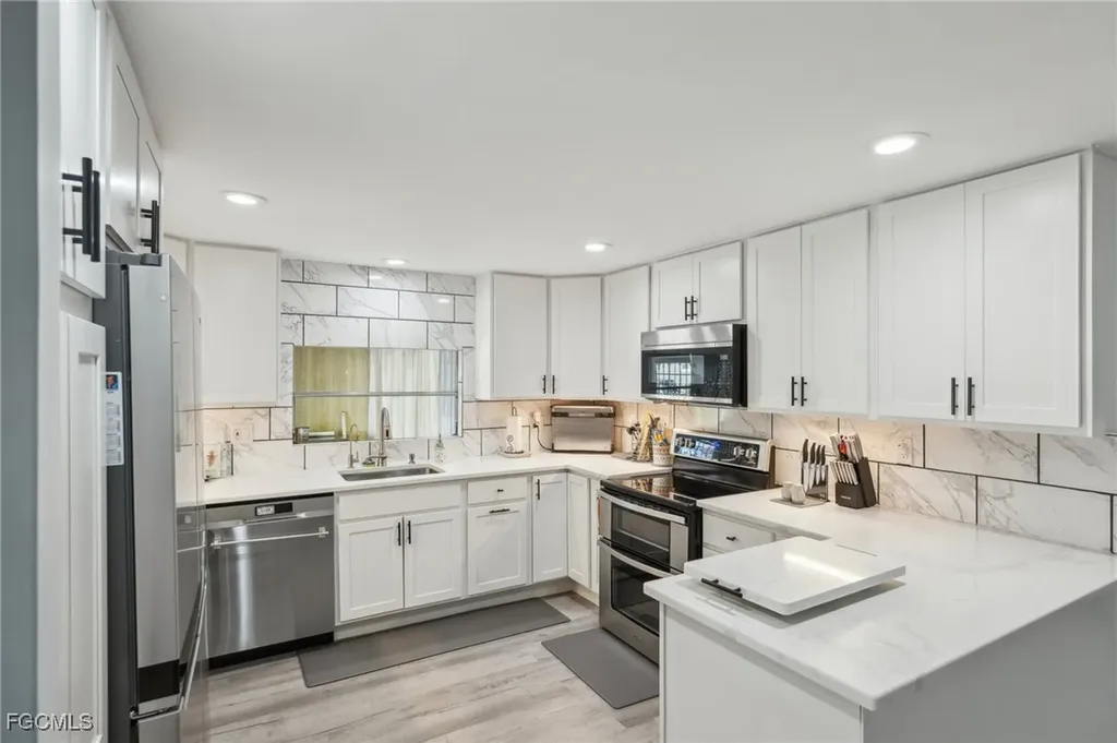 3000 Longview Lane North Fort Myers FL 33917