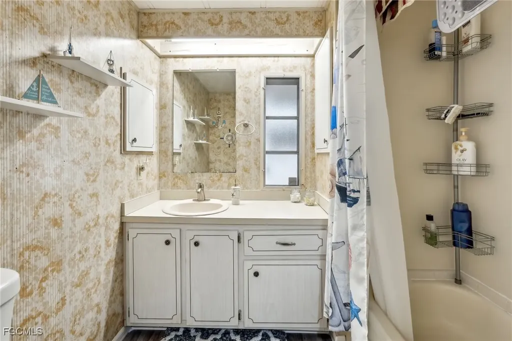 3000 Longview Lane North Fort Myers FL 33917