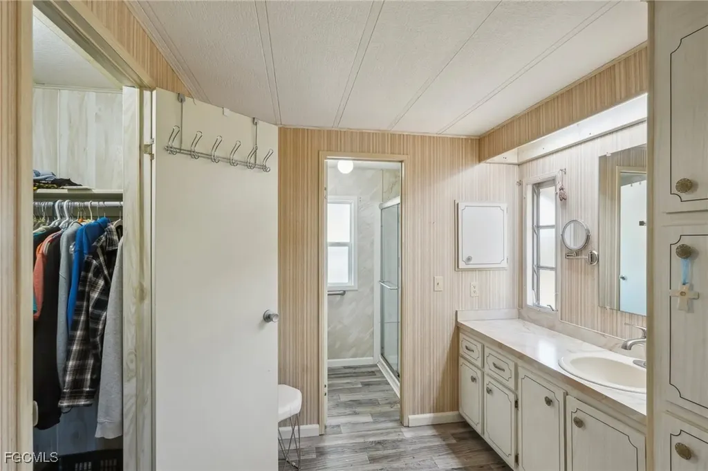 3000 Longview Lane North Fort Myers FL 33917