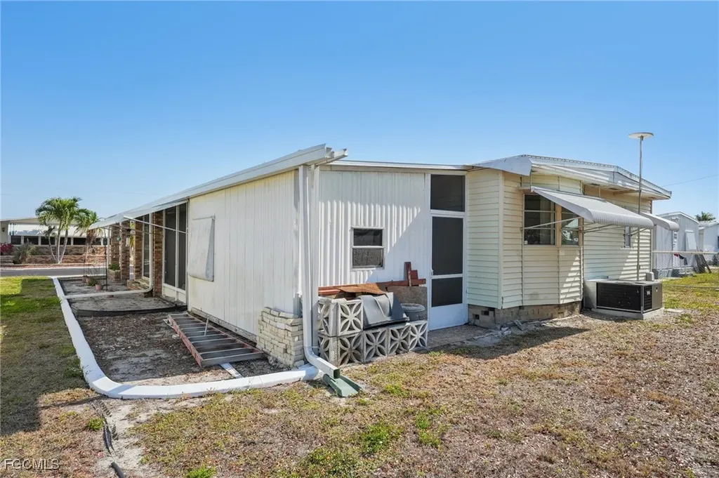 3000 Longview Lane North Fort Myers FL 33917