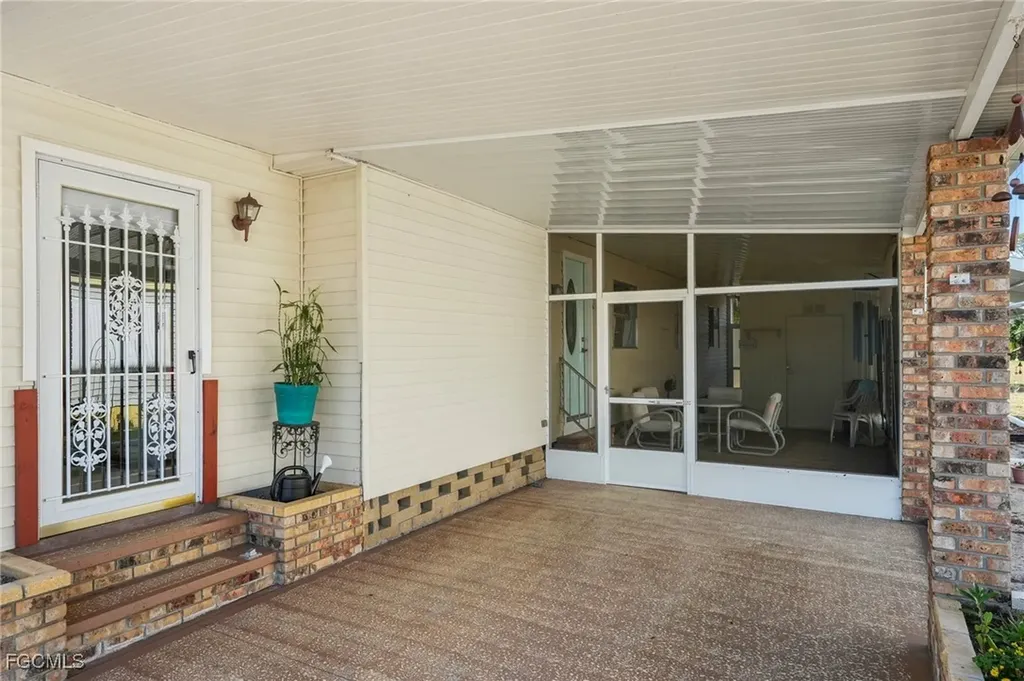 3000 Longview Lane North Fort Myers FL 33917