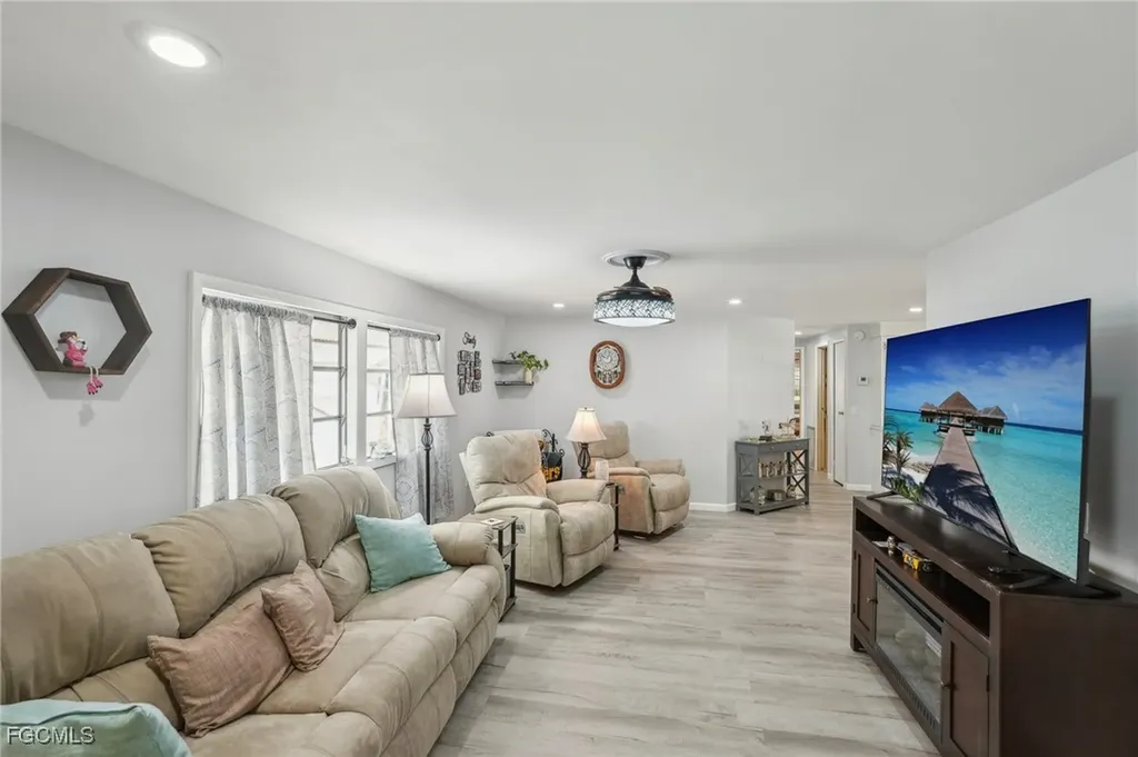 3000 Longview Lane North Fort Myers FL 33917