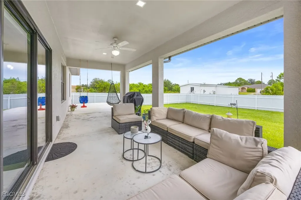 2812 12th Street SW Lehigh Acres FL 33976