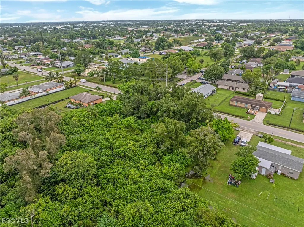 2722 Ford Street Fort Myers FL 33916