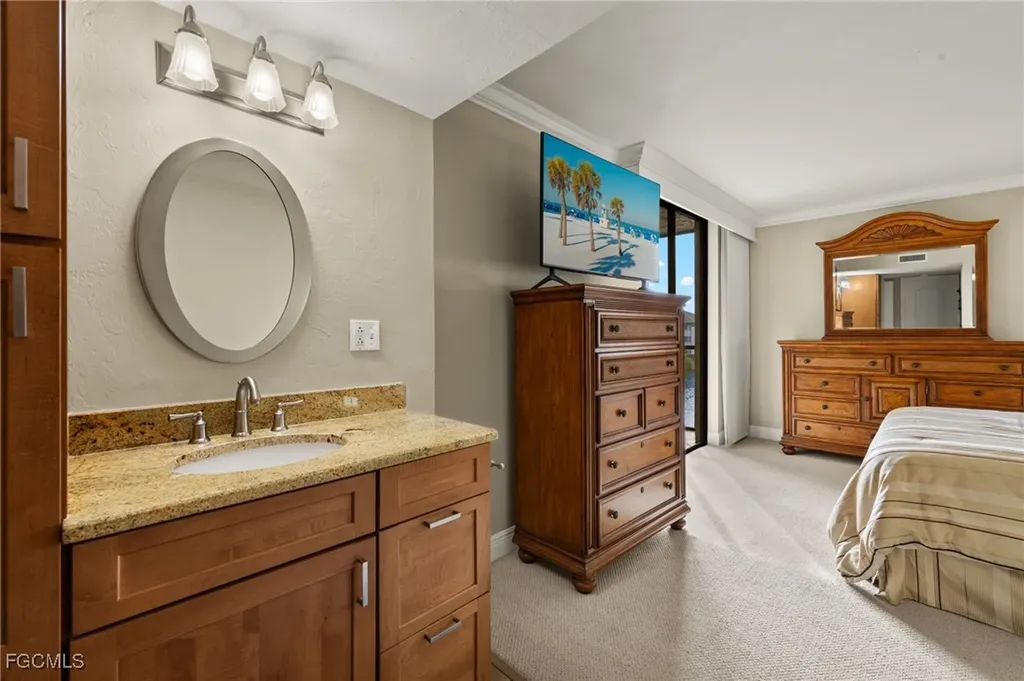 4200 Steamboat Bend Fort Myers FL 33919