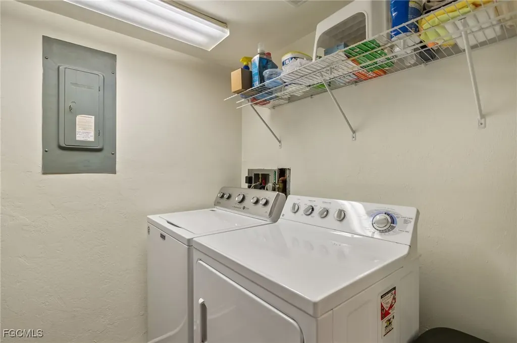 4200 Steamboat Bend Fort Myers FL 33919