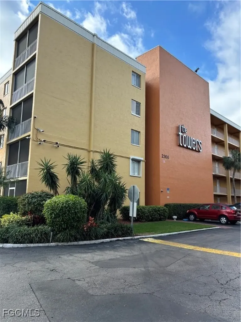 2366 E Mall Drive Fort Myers FL 33901
