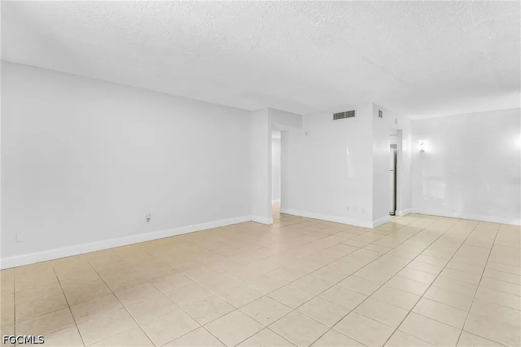 2366 E Mall Drive Fort Myers FL 33901