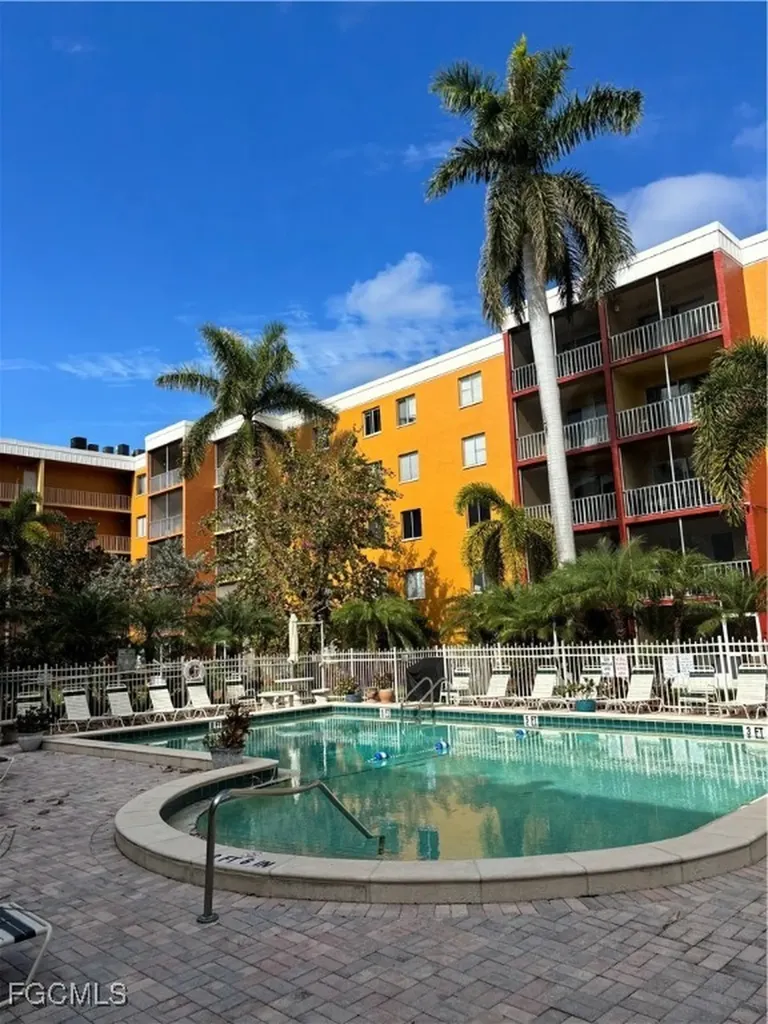 2366 E Mall Drive Fort Myers FL 33901